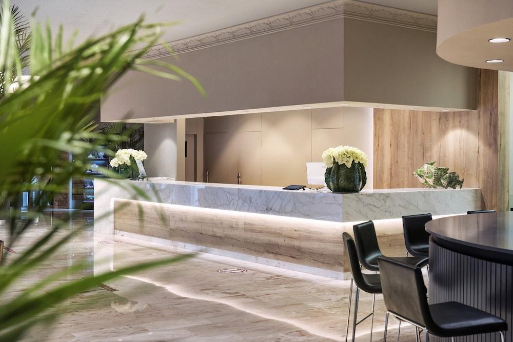 Salles Centro Hotel Malaga